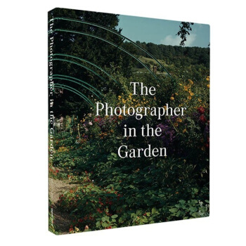 The Photographer in the Garden 花園攝影